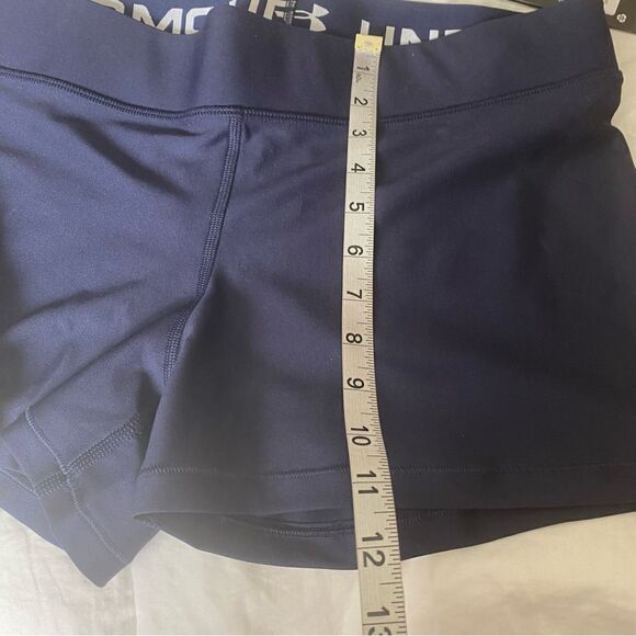 Under Armour Women’s Compression booty Shorts Mid Rise Shorty navy blue 3” XL - Picture 4 of 4